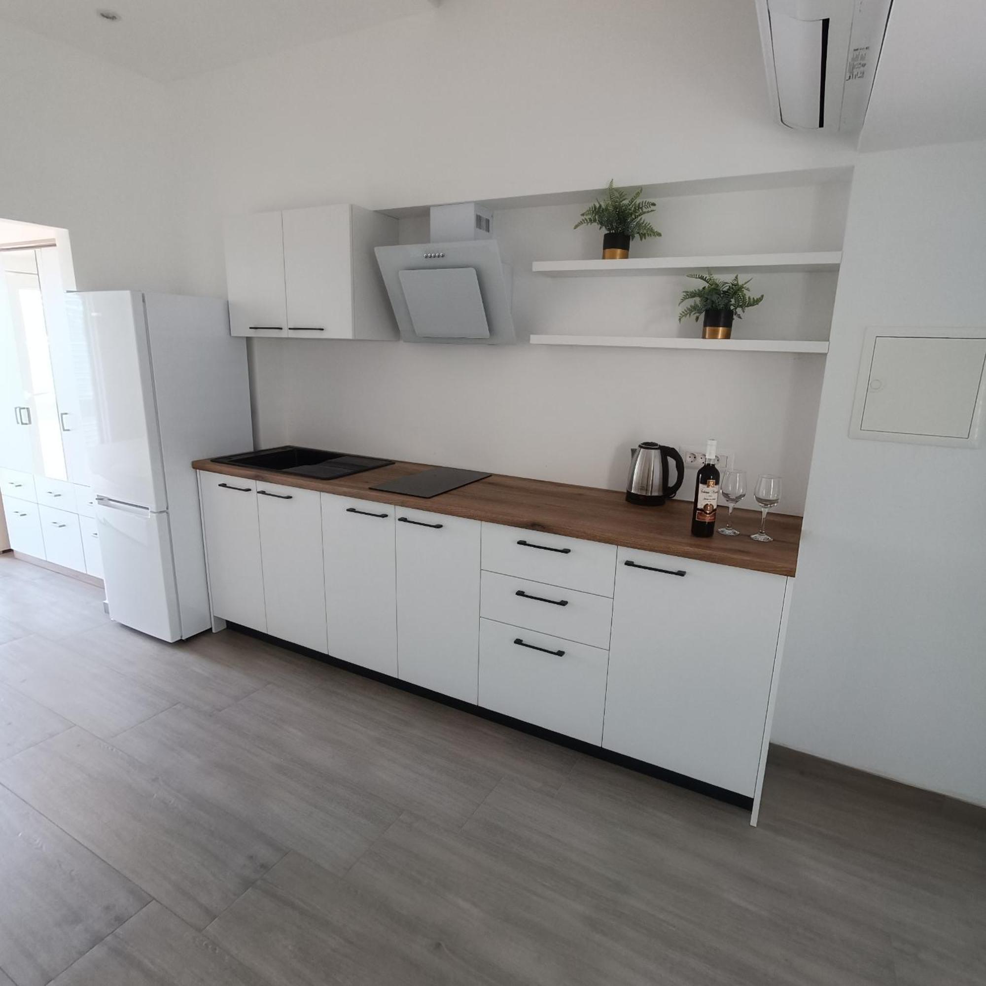 איגריין Apartmani Kristijan מראה חיצוני תמונה